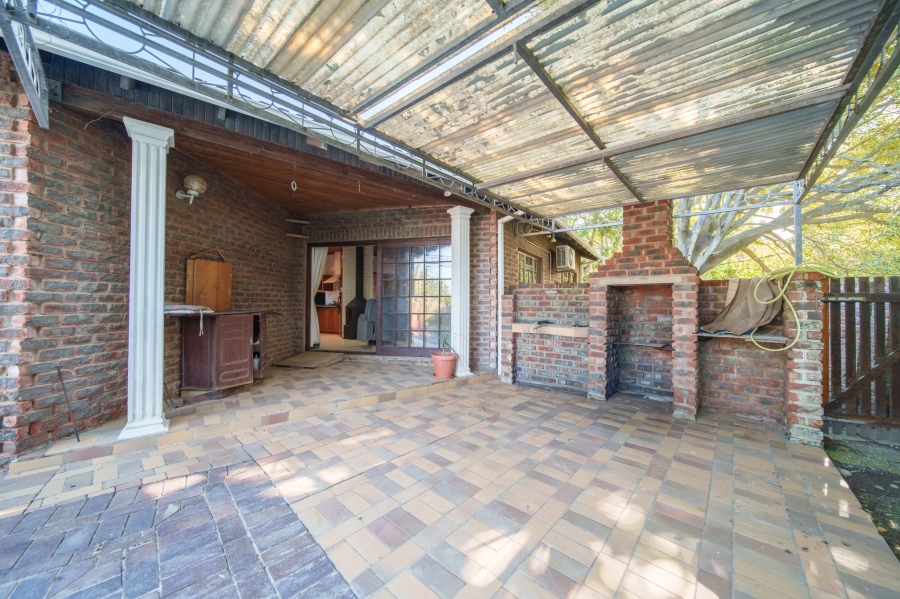 3 Bedroom Property for Sale in Bonza Bay Eastern Cape